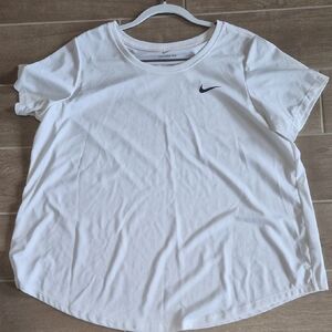 Nike White Short-Sleeve Crew Neck Tee with Black Swoosh